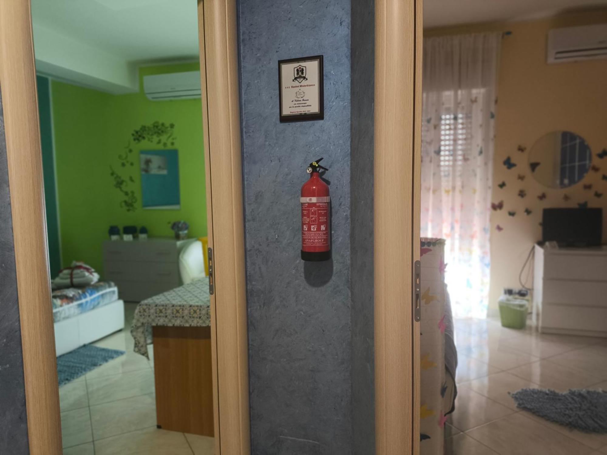 Light Blue Room Scordia Εξωτερικό φωτογραφία